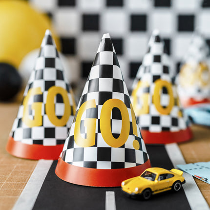 Šventinės kepuraitės "GO!", 16 cm, (6 vnt.)