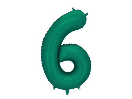 Folinis skaičiaus balionas „6“, tamsiai žalias. Satininis paviršius. Dydis nepripūtus – apie 100 cm, pripūtus 86 cm. Tinka pildyti oru arba heliu. Komplekte pridedamas šiaudelis. Balionas savaime užsisandarinantis, su kabliukais dekoravimui. Smagus gimtadienių akcentas.
