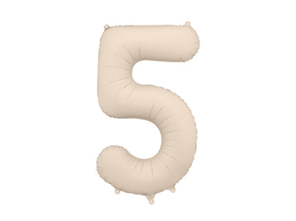 Folinis skaičiaus balionas „5“, šiltai pilkas. Matinis. Dydis nepripūtus - apie 100 cm, pripūtus 86 cm. Tinka pildyti oru arba heliu. Komplekte pridedamas šiaudelis. Balionas užsisandarinantis. Turi kabliukus tvirtinimui. Puikiai atrodo per gimtadienių šventes.