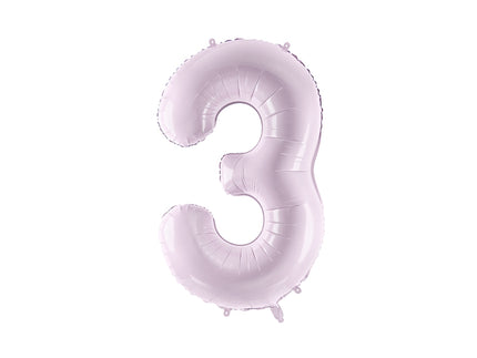 Pastelinis folinis balionas skaičiaus „3“, violetinis. Ne pripūsto dydis– apie 86 cm, pripūsto dydis – apie 72 cm. Galima pildyti oru arba heliu. Komplekte pridedamas šiaudelis, balionas užsisandarinantis.