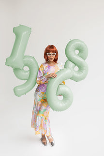 Folinis skaičiaus balionas „8“, 72 cm, žalias