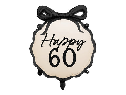 Folinis balionas „Happy 60“. Spalvų miksas. Dydis nepripūtus – apie 57,5 x 56 cm, pripūtus 47,5 x 45 cm. Tinka pildyti oru arba heliu. Komplekte pridedamas šiaudelis. Švęskite gimtadienius su atitinkamais aksesuarais!