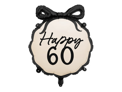 Folinis balionas „Happy 60“. Spalvų miksas. Dydis nepripūtus – apie 57,5 x 56 cm, pripūtus 47,5 x 45 cm. Tinka pildyti oru arba heliu. Komplekte pridedamas šiaudelis. Švęskite gimtadienius su atitinkamais aksesuarais!