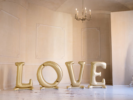 Pastatomas folinis balionas „LOVE“, 350 x 114 cm, auksinis