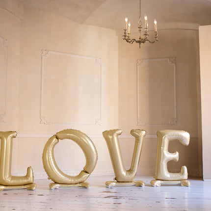 Pastatomas folinis balionas „LOVE“, 350 x 114 cm, auksinis