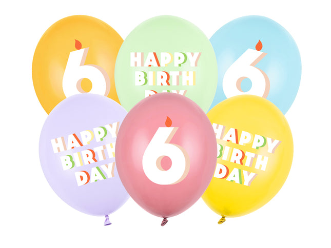 Lateksiniai balionai „Happy birthday – 6“, apie 30 cm. Dvipusė spauda. Rinkinyje 6 vnt. Spalvos: pastelinė pistacija, rožė, geltona, šviesiai mėlyna, šviesiai alyvinė, medaus.