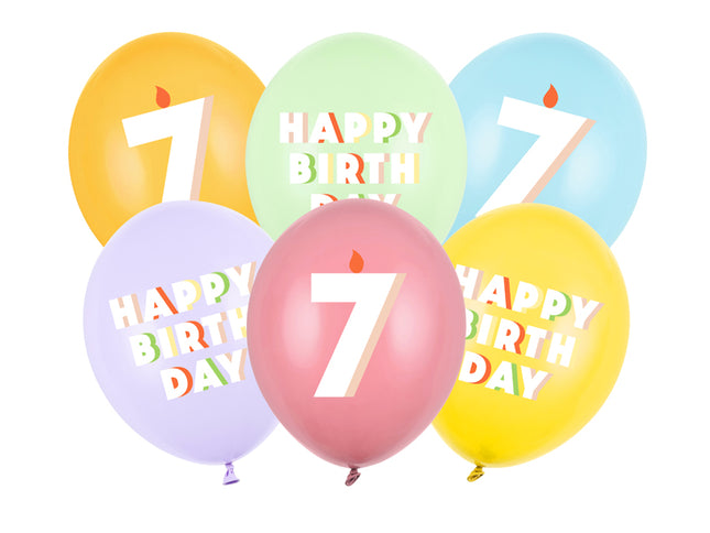 Lateksiniai balionai „Happy birthday – 7“, apie 30 cm. Dvipusė spauda. Rinkinyje 6 vnt. Spalvos: pastelinė pistacija, rožė, geltona, šviesiai mėlyna, šviesiai alyvinė, medaus.