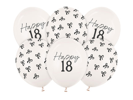 Lateksiniai balionai su kaspinėliais „18“, pastelinė balta, apie 30 cm. Su spauda. Rinkinyje 6 vnt. balionų. Švęskite svarbius gimtadienius tinkamai!