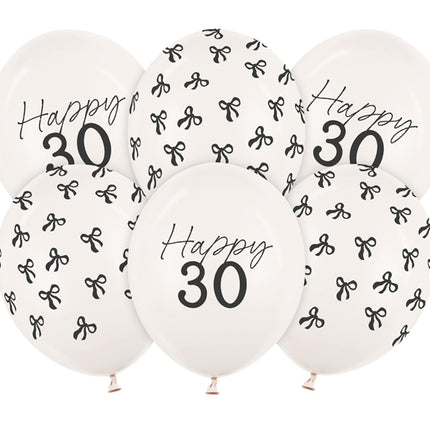Lateksiniai balionai su kaspinėliais „30“. Pastelinės baltos spalvos, dydis apie 30 cm. Su spauda. Rinkinyje 6 vnt. balionų. Švęskite jubiliejų tinkamai!